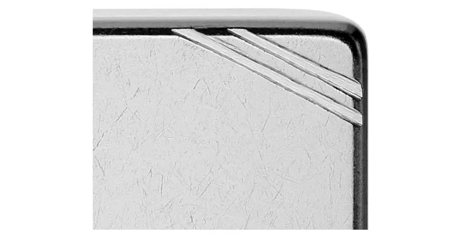 Bật Lửa Zippo Vintage Street Chrome - Bật Lửa Cổ Điển Mạ Chrome, Đường Vân Tinh Xảo, Đẳng Cấp Phong Cách Nam