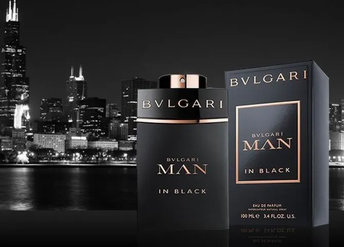 Nước hoa nam Bvlgari Man In Black EDP 100ml - Hương vị bí ẩn, nam tính, lịch lãm với cảm hứng từ thần Vulcan, phù hợp cho mọi dịp.