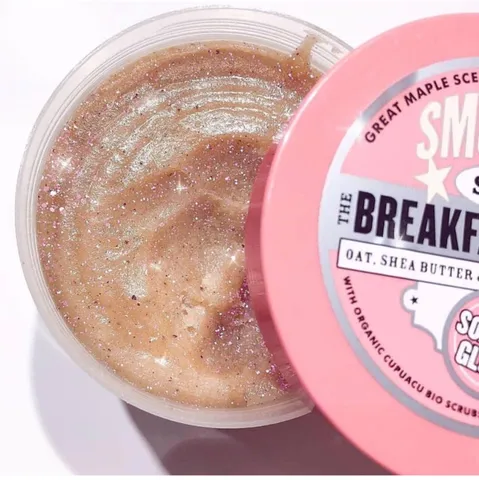Tẩy Tế Bào Chết Body Soap and Glory Smoothie Star Breakfast Scrub 300ml - Làm Sạch Lỗ Chân Lông, Da Mịn Màng Tươi Sáng