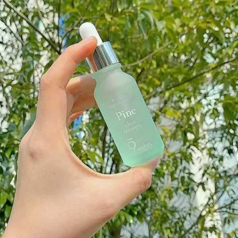 Serum Se Khít Lỗ Chân Lông 9Wishes Pine Clear Recovery - Tinh Chất Dưỡng Ẩm, Phục Hồi Da, Làm Dịu Da Cho Mọi Loại Da 25ml