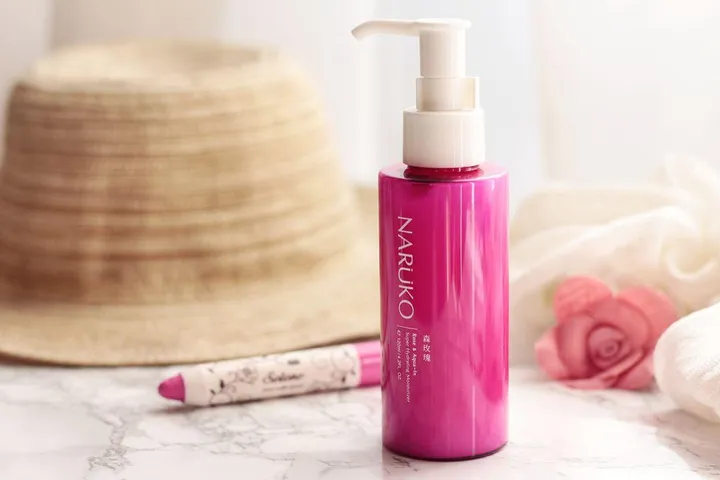 Kem Dưỡng Ẩm Naruko Chiết Xuất Hoa Hồng Rose and Aqua In - Siêu Hydrating Moisturizer Cho Da Mềm Mượt, Ngừa Khô Ráp và Mờ Đốm Nâu