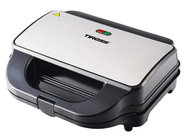 Kẹp Nướng Sandwich 3 Trong 1 Tiross TS9655 - Công Suất 900W, Nướng Bánh Waffle, Sandwich, Thịt - Thiết Kế Hiện Đại, An Toàn, Dễ Dàng Sử Dụng
