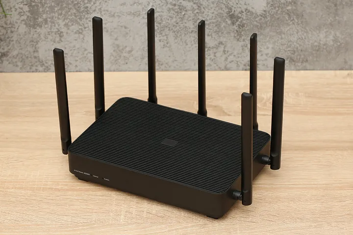 Bộ phát Wifi Xiaomi Mi AIoT AC2350 - 7 ăng-ten ngoài, tốc độ 2183Mbps, kết nối ổn định cho 128 thiết bị, băng tần kép 2.4GHz và 5GHz.