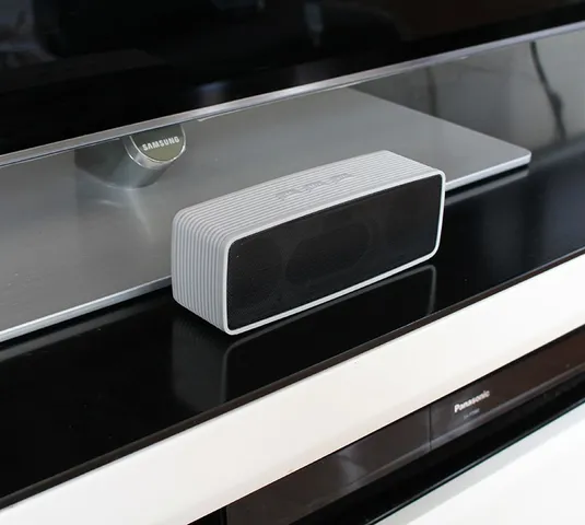 Loa Bluetooth King Crown AJC170 - Thiết Kế Nhỏ Gọn, Âm Thanh Chất Lượng, Kết Nối Đa Dạng Thẻ Nhớ, AUX, USB