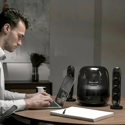 Loa Bluetooth Harman Kardon Soundsticks 4 - Âm thanh chất lượng cao với thiết kế đẹp, kết nối dễ dàng qua Bluetooth và AUX 3.5mm