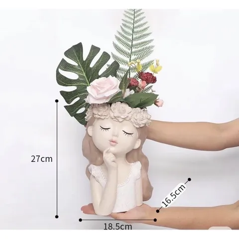 Bình Hoa Hình Cô Gái Độc Đáo DG-18 - Trang Trí Nhà Cửa Tinh Tế, Quà Tặng Ý Nghĩa Cho Người Thân, Bạn Bè - Chất Liệu Bền Bỉ, Kích Thước 27x18.5cm