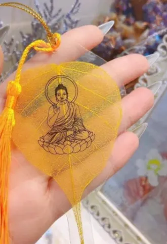 Lá Bồ Đề Tự Nhiên Mang Tài Lộc, May Mắn - Phật Quang May Mắn để Bàn Làm Việc - Quà Tặng Ý Nghĩa Từ Tâm