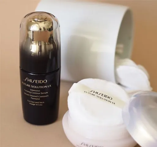 Tinh Chất Dưỡng Da Shiseido Future Solution LX Superior Radiance Serum 30ml - Giải Pháp Trẻ Hóa Da, Cải Thiện Làn Da Mềm Mịn, Sáng Khỏe Tự Nhiên