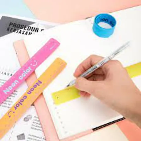 Thước Kẻ Cuộn 18cm Deli E6206 - Silicone Siêu Bền Nhiều Màu Sắc Hấp Dẫn Cho Học Sinh, Sinh Viên
