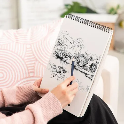Sổ Phác Thảo Lò Xo Kép Deli 100gsm 40 Trang A4/B5 - Ghi Chép, Vẽ Mỹ Thuật, Phác Thảo Sáng Tạo