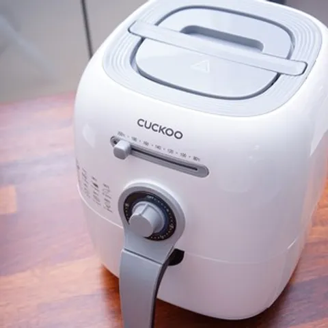 Nồi Chiên Không Dầu Cuckoo CAF-C0510DW 2.9L - Công Suất 1400W, Chống Dính, Tối Ưu Nhiệt Độ, Thiết Kế Hiện Đại, Dễ Dàng Vệ Sinh