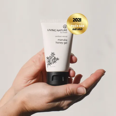 Gel Trị Mụn Living Nature Manuka Honey 10ml - Hỗ Trợ Giảm Mụn Viêm, Mụn Trứng Cá, Làm Dịu Da & Làm Lành Vết Thương