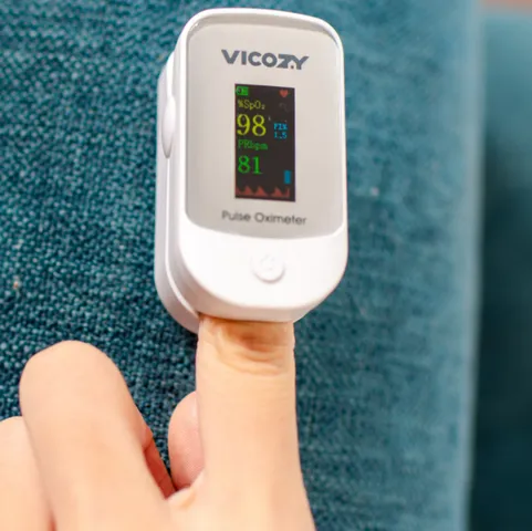 Máy Đo Nồng Độ Oxy Máu Vicozy Fingertip Pulse Oximeter YBK303 - Thiết Bị Kiểm Tra Nhịp Tim và Mức Oxy Trong Máu Chính Xác, Dễ Sử Dụng