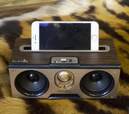 Loa Bluetooth Suntek Kimiso KM-7 vân gỗ - Âm thanh bass sâu, thiết kế cổ điển sang trọng, kết nối Bluetooth 4.0 và hỗ trợ jack 3.5mm