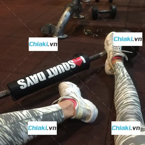 Đệm Lót Hỗ Trợ Gánh Tạ Valeo - Giảm Chấn Thương Vai Cổ, Chất Liệu Nylon Cao Cấp, Dụng Cụ Tập Thể Dục Cho Gymer