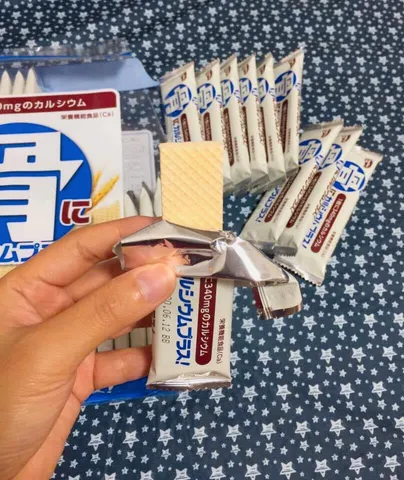 Bánh Xốp Healthy Club Nhật Bản - Bổ Sung Canxi Và Vitamin D Dễ Ăn Cho Trẻ Em và Người Lớn - Snack Ngon Miệng, Giàu Dinh Dưỡng