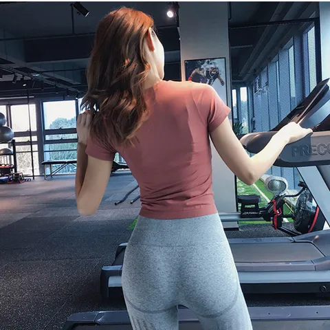 Áo Tập Thể Thao Nữ Amin AM020 - Vải Thoáng Khí, Co Giãn 4 Chiều, Thấm Hút Mồ Hôi - Đồ Tập Gym Thoải Mái cho Nữ