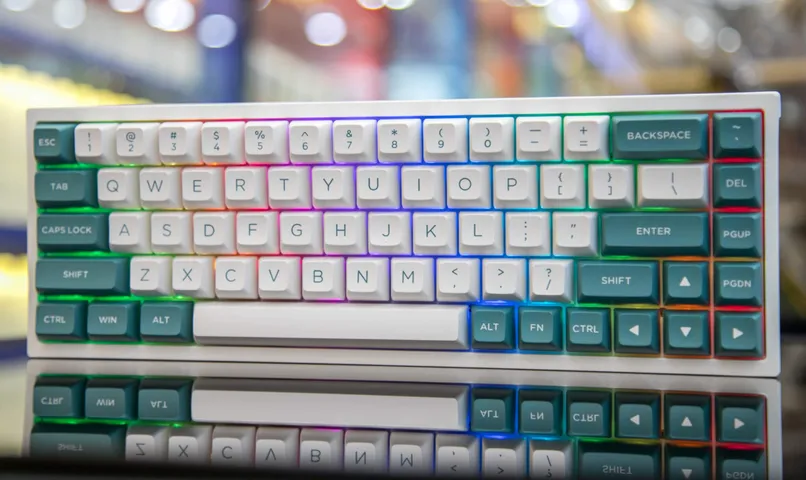 Bàn Phím Cơ FL-Esports FL680 Mini 65% - Kết Nối USB/Bluetooth, LED RGB Nhiều Màu, Phụ Kiện Máy Tính Thời Trang Cho Game Thủ