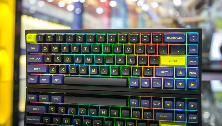 Bàn Phím Cơ FL-Esports FL680 Mini 65% - Kết Nối USB/Bluetooth, LED RGB Nhiều Màu, Phụ Kiện Máy Tính Thời Trang Cho Game Thủ
