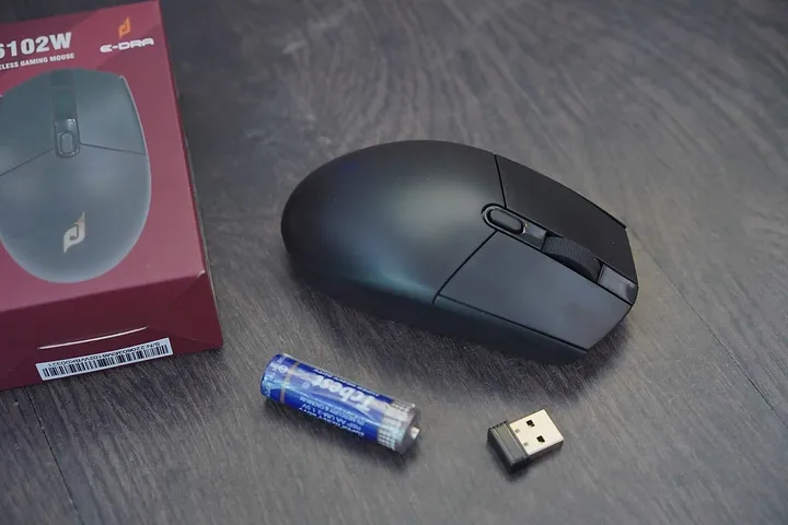 Chuột Không Dây Gaming E-Dra EM6102w Màu Đen - Độ Phân Giải 3200DPI, Thiết Kế Tối Giản Và Sang Trọng, Phù Hợp Cho Game Thủ