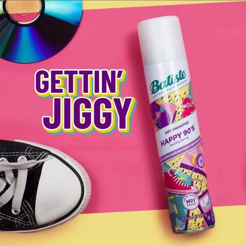 Dầu Gội Khô Batiste Happy 90's Hương Dâu Tây 200ml - Làm Sạch Tóc Bết Dầu Nhanh Chóng, Phù Hợp Mọi Loại Tóc