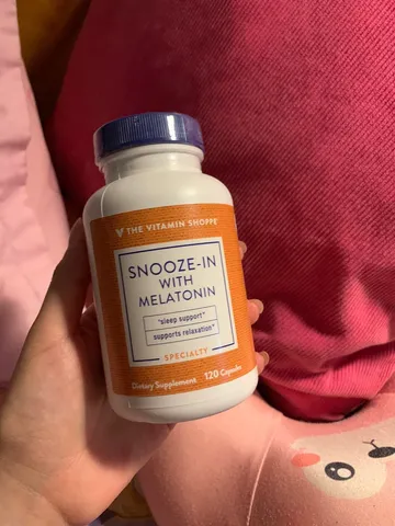 Viên uống Snooze-In With hỗ trợ giảm căng thẳng và tạo giấc ngủ ngon - Sản phẩm cải thiện chất lượng giấc ngủ tự nhiên 120 viên