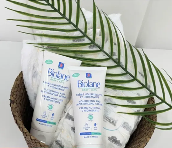 Kem Dưỡng Ẩm Cho Bé Biolane 100ml - Kem Dưỡng Ẩm Lành Tính, Phù Hợp Cho Trẻ Sơ Sinh, Da Nhạy Cảm, Không Gây Kích Ứng