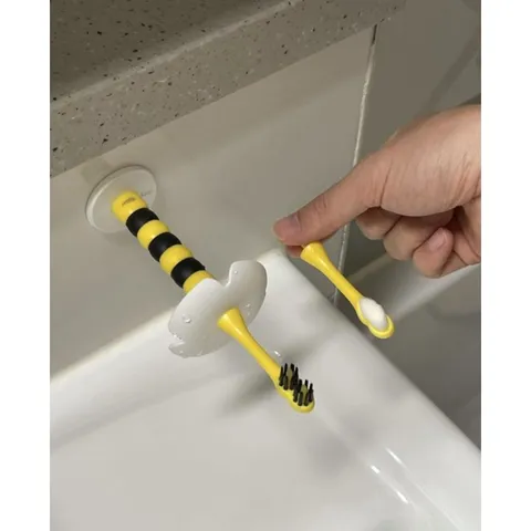 Set Bàn Chải Đánh Răng Honeybee Ukiwi Cho Bé 0-6 Tuổi - Thiết Kế Hình Ong Ngộ Nghĩnh, Đầu Bàn Chải Siêu Mềm Mịn, Bảo Vệ Nướu