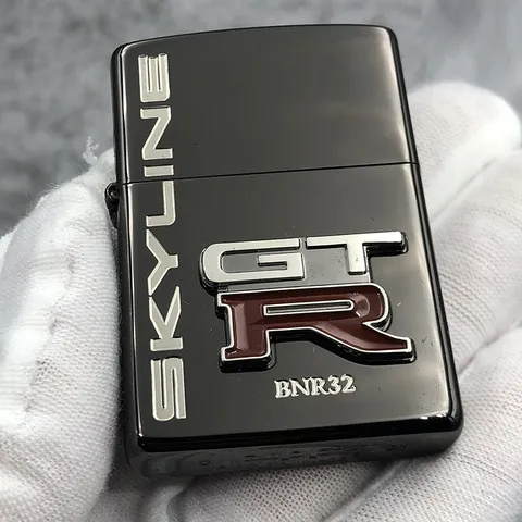 Bật lửa Zippo Emblem BK GT-R ZA-5-206B - Bật lửa chống gió cao cấp với thiết kế sang trọng và logo GT-R, thích hợp cho tín đồ đam mê xe hơi.