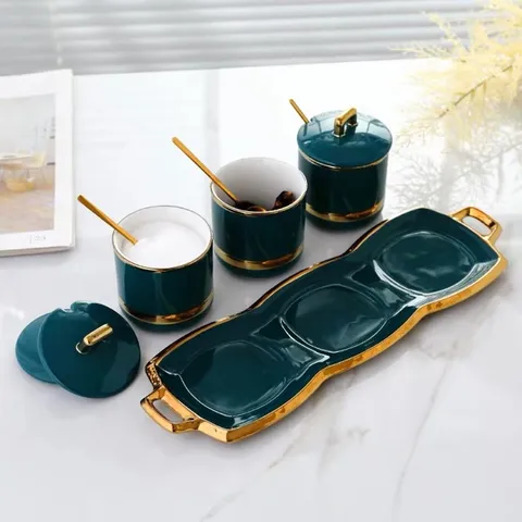 Bộ 3 Hũ Đựng Gia Vị Sứ Xanh Viền Vàng Cao Cấp - Sang Trọng, Bền Đẹp, Kèm Thìa và Khay Hứng Tiện Lợi cho Nhà Bếp