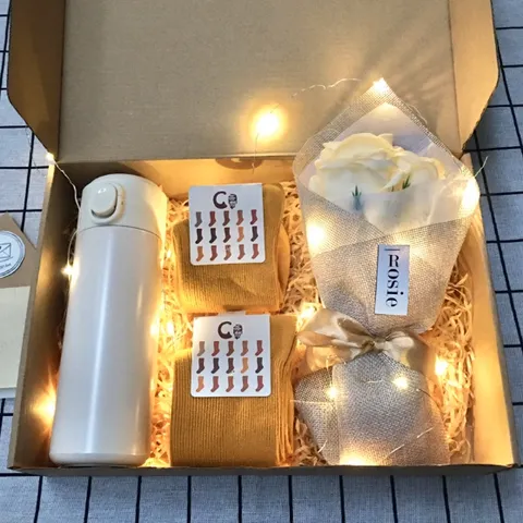 Hộp quà tặng hoa sáp & bình nước giữ nhiệt tri ân thầy cô 20/11 - Set quà ý nghĩa ngày Nhà giáo Việt Nam