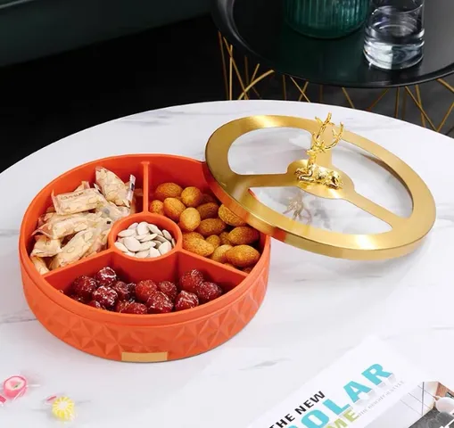 Khay đựng bánh mứt kẹo cao cấp hình hươu hiện đại - 4 ngăn thời trang, trang trí nhà ngày Tết, bảo quản đồ ngọt sạch sẽ