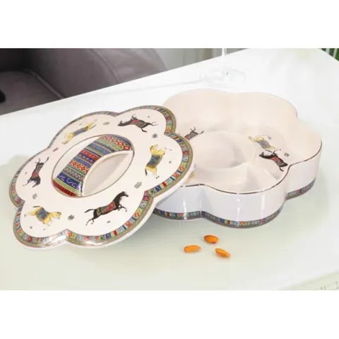 Khay Đựng Bánh Kẹo Gốm Sứ Họa Tiết Ngựa và Hoa Văn Thổ Cẩm - Trang Trí Độc Đáo Cho Ngày Tết