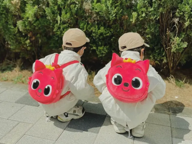 Balo Pinkfong Hàn Quốc Cho Bé - Thiết Kế Dễ Thương, Chất Liệu Cao Cấp, Quai Đeo Điều Chỉnh - Quà Tặng Tuyệt Vời Cho Trẻ Em