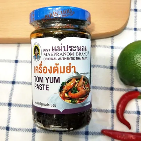 Combo 3 Lọ Sốt Lẩu Thái Maepranom Tom Yum Paste - Hương Vị Chua Cay Đậm Đà Cho Các Món Lẩu Thái Ngày Cuối Tuần