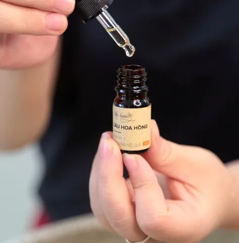 Dầu Hoa Hồng Mộc Hương 10ml - Tinh Chất Dưỡng Sáng Da Từ Thiên Nhiên, Dầu Argan & Hạnh Nhân, Phù Hợp Mọi Loại Da