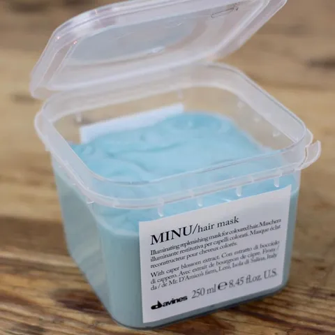 Kem ủ tóc nhuộm Davines Minu Hair Mask 250ml - Dưỡng ẩm và giữ màu tóc bền lâu, mùi hương cam chanh tươi mát