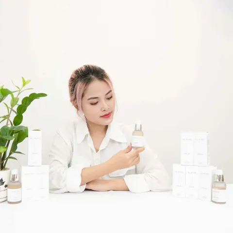 Serum Luminis All-In-One 50ml - Dưỡng ẩm, Dưỡng trắng, Chống nhăn, Mờ thâm nám, Kháng viêm, Phục hồi da trẻ trung