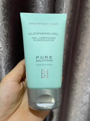 Sữa Rửa Mặt Bruno Vassari Pure Solutions 150ml - Gel Làm Sạch Chuyên Biệt Cho Da Dầu Mụn, Giúp Se Khít Lỗ Chân Lông