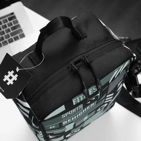 Túi đựng giày Hier Graphic Shoebox - Dụng cụ thể thao tiện lợi với quai đeo và ngăn zip cho đồ cá nhân, chất liệu chống thấm 100% Polyester