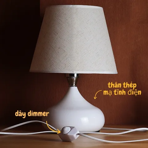 Đèn Ngủ Để Bàn HUTA T4 - Thân Thép Chỉnh Sáng Hiện Đại, Ánh Sáng Vàng Dịu Mắt, Phù Hợp Trang Trí Nội Thất