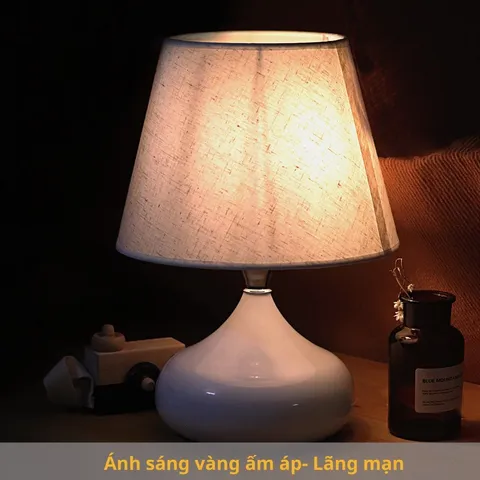 Đèn Ngủ Để Bàn HUTA T4 - Thân Thép Chỉnh Sáng Hiện Đại, Ánh Sáng Vàng Dịu Mắt, Phù Hợp Trang Trí Nội Thất