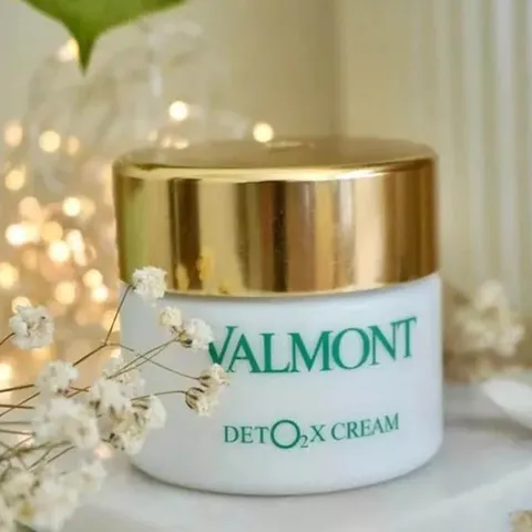 Kem Dưỡng Thải Độc Da Valmont Deto2x Cream - Dưỡng Ẩm Tái Tạo, Cung Cấp Oxy, Phục Hồi Da Khỏe Mạnh, Chống Lão Hóa
