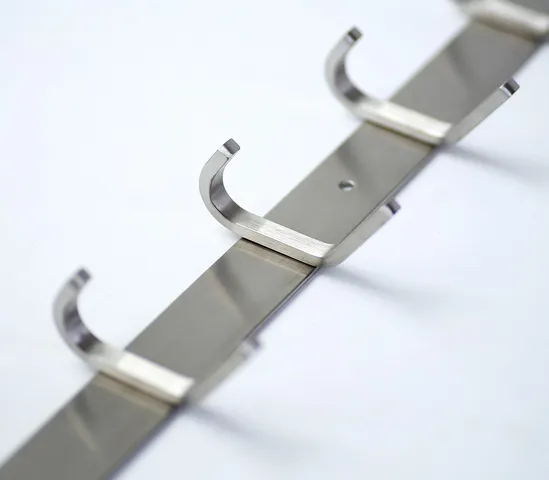 Thanh treo đồ Inox 304 8 chấu - Trang trí nhà cửa hiện đại - Thiết kế sang trọng, bền bỉ, chịu lực tốt, điểm nhấn không gian nội thất