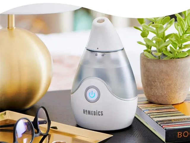 Máy Tạo Ẩm Phun Sương Siêu Âm Khử Khuẩn HoMedics UHE-CM15-SO - Giải Pháp Làm Mát Không Khí 10 Giờ Hoạt Động Ổn Định