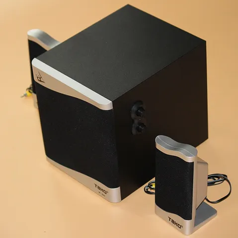 Loa Máy Tính 2.1 Tako W-888 - Âm Thanh Hoàn Hảo, Dải Tần Rộng 45Hz-20kHz, Phù Hợp Nghe Nhạc, Chơi Game, Xem Phim