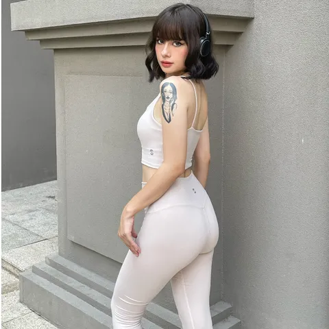 Bộ Đồ Tập Gym Nữ S230110 - Áo Bra 2 Dây Phối Quần Legging Cạp Cao Tôn Dáng Thoải Mái, Chất Liệu Co Giãn, Phù Hợp Tập Luyện