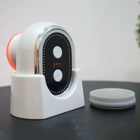 Máy Massage Nâng Cơ Kết Hợp Rửa Mặt Kakusan KKS-191 - Công Nghệ RF, EMS Chăm Sóc Da Tối Ưu, Giảm Nếp Nhăn, Tăng Độ Đàn Hồi Da