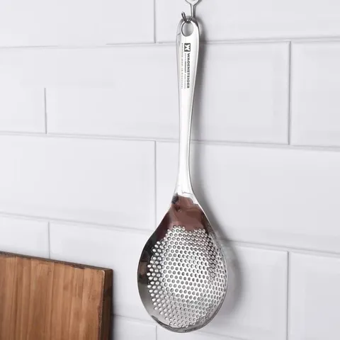 Muôi thủng Wagensteiger thép không gỉ chất lượng cao, tiện dụng cho bếp - Dùng trụng bún, vớt rau, ăn lẩu dễ dàng!