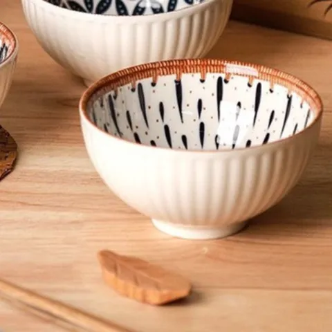 Bát Gốm Sứ Cao Cấp Viền Mây Kiểu Nón - Họa Tiết Độc Đáo, Chịu Nhiệt, Dùng Trong Lò Vi Sóng - Sản Phẩm Bát Tràng Chính Hãng